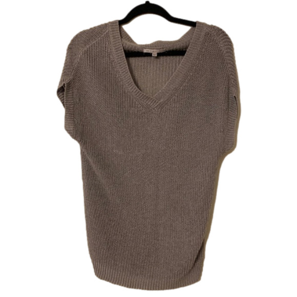 GAP Sweaters - Beautiful Gap Knit Sweater